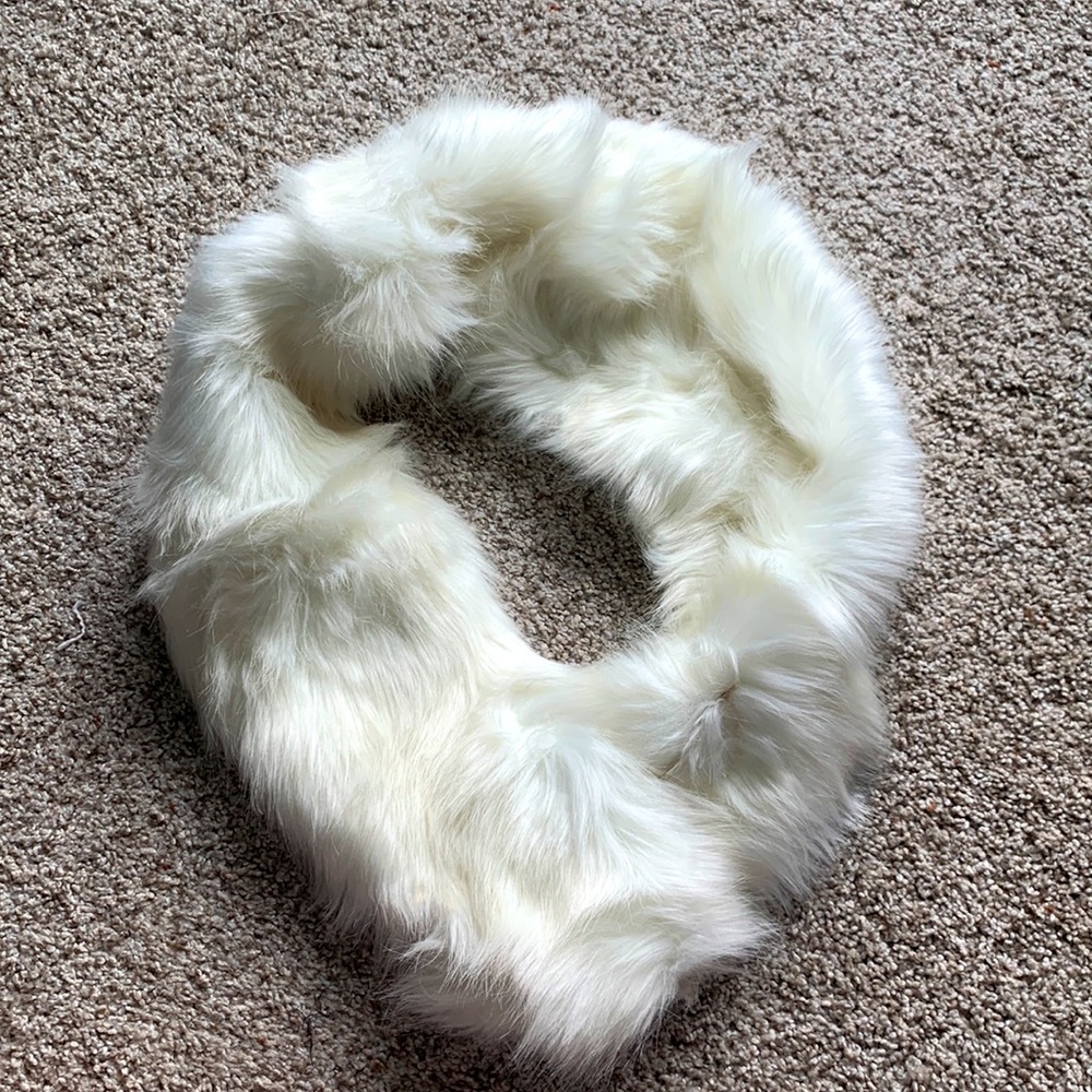 Faux Fur Shawl Wrap - White